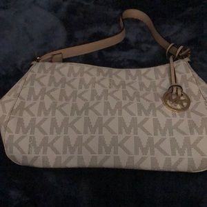 Mk